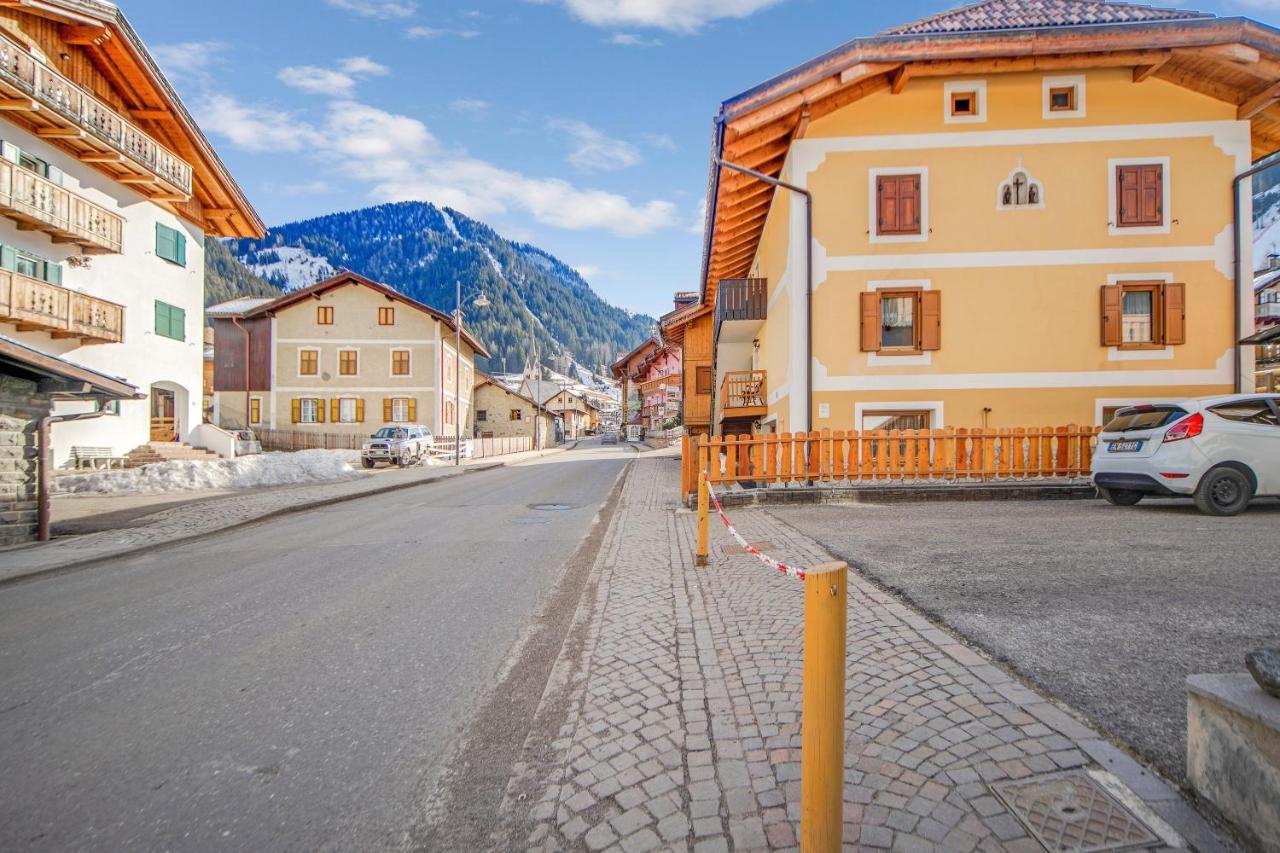 Appartamento Aloch Pozza di Fassa Exterior foto